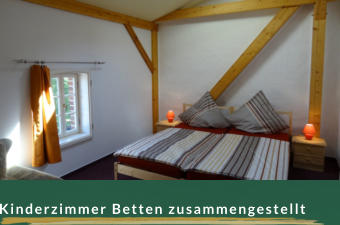 Kinderzimmer Betten zusammengestellt